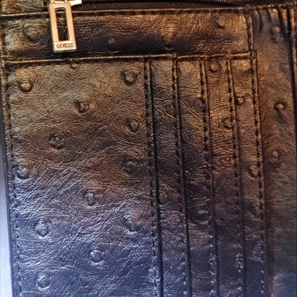 Vintage GUESS Tri-Fold: Ostrich & Python Print Statement Wallet - Picture 2 of 3